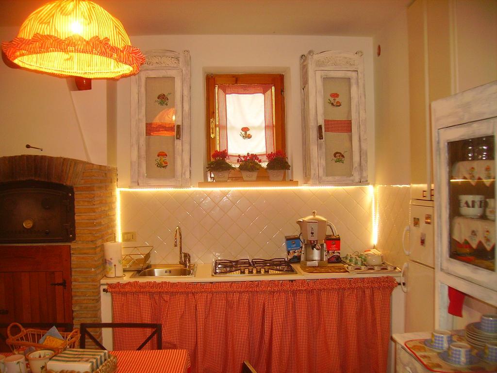 B&B Margherita Le Fiabe SantʼAgata Feltria Eksteriør billede
