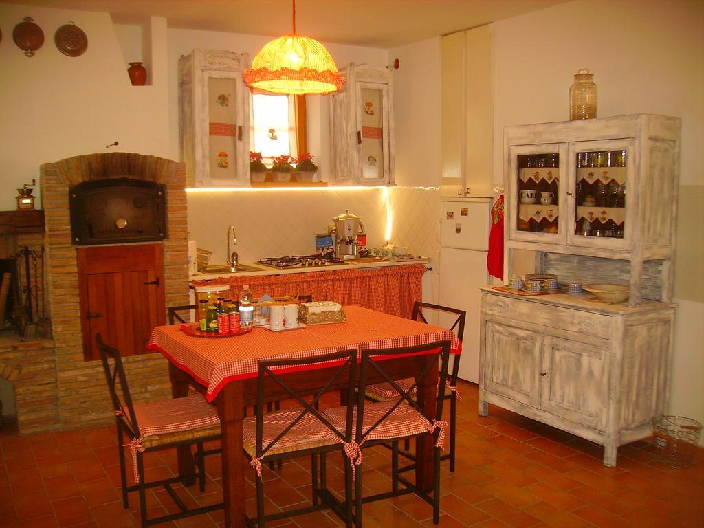 B&B Margherita Le Fiabe SantʼAgata Feltria Eksteriør billede